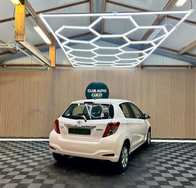 TOYOTA YARIS - Photo 5