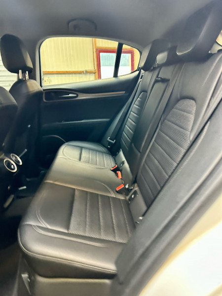 ALFA ROMEO STELVIO - Photo 14