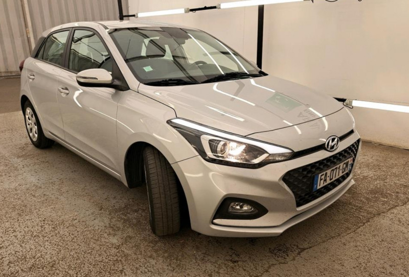 HYUNDAI I20 - Photo 2