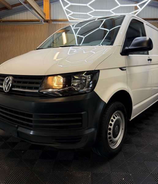 VOLKSWAGEN TRANSPORTER FG - Photo 12