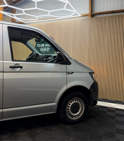 VOLKSWAGEN TRANSPORTER FG - Photo 13