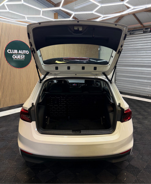 SKODA FABIA - Photo 12