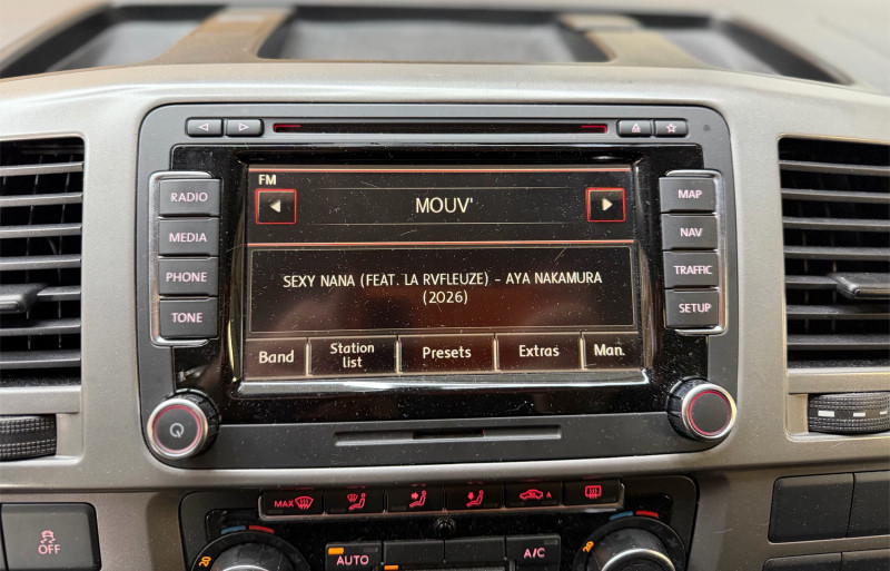 VOLKSWAGEN CALIFORNIA - Photo 10