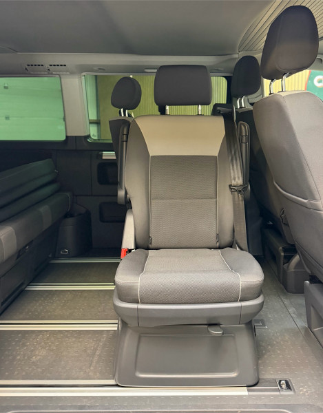VOLKSWAGEN CALIFORNIA - Photo 16