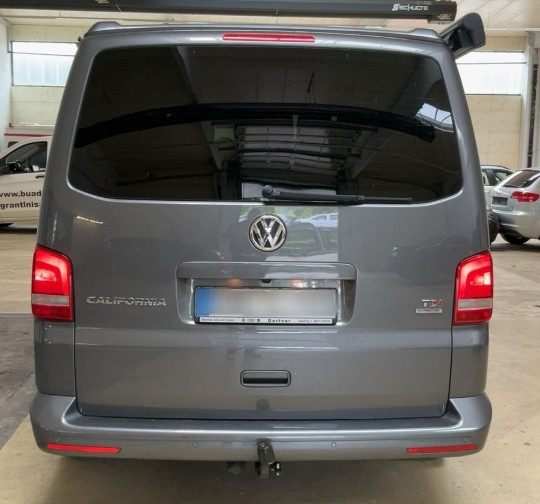 VOLKSWAGEN CALIFORNIA - Photo 6