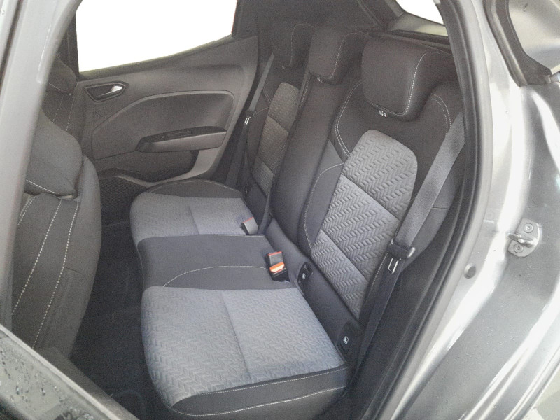 RENAULT CLIO V - Photo 10