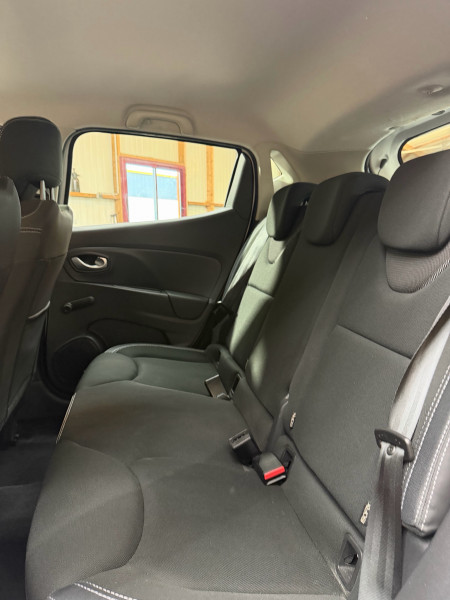 RENAULT CLIO IV - Photo 13