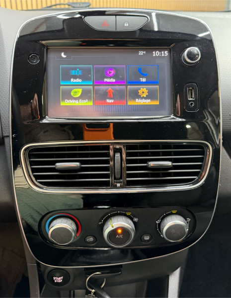 RENAULT CLIO IV - Photo 9