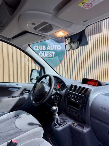 PEUGEOT EXPERT FG - Photo 7