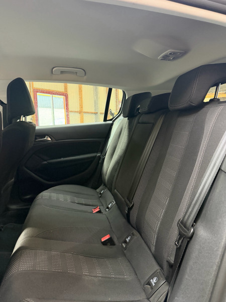 PEUGEOT 308 - Photo 9