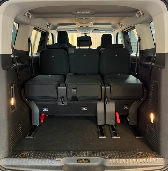 PEUGEOT TRAVELLER - Photo 8