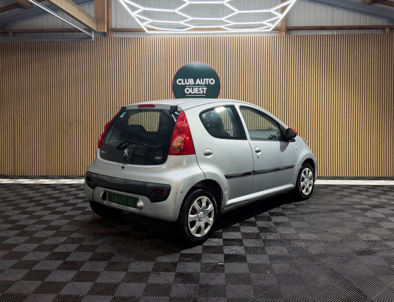 PEUGEOT 107 - Photo 5