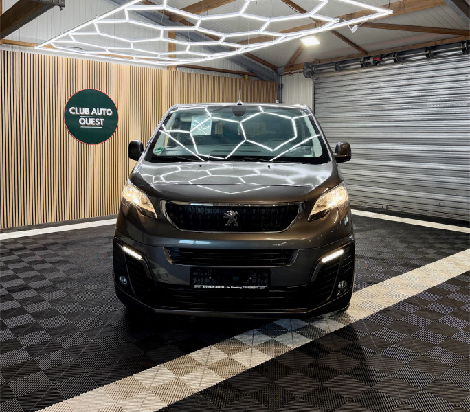 PEUGEOT TRAVELLER - Photo 2
