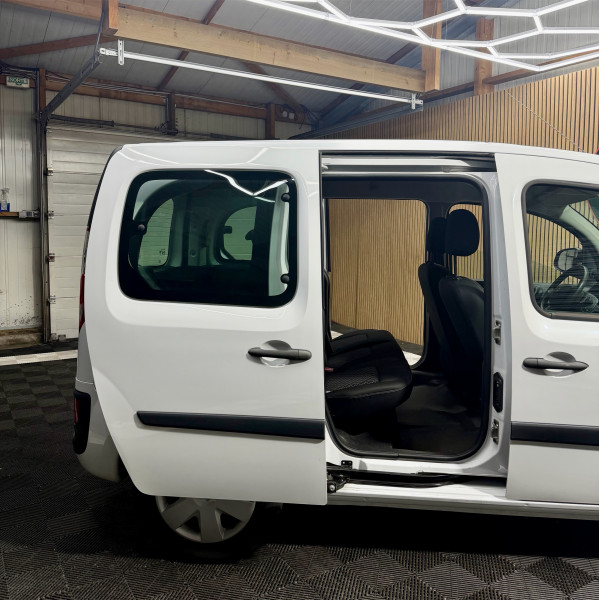 RENAULT KANGOO II - Photo 11