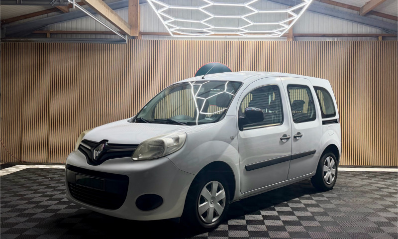 RENAULT KANGOO II - Photo 1