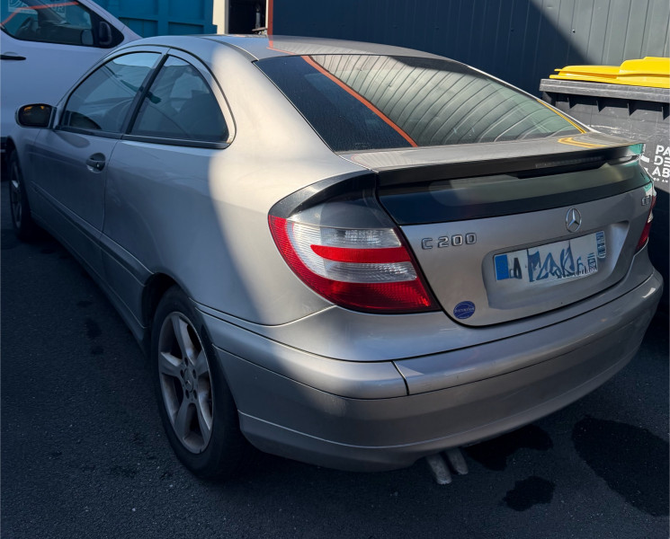 MERCEDES CLASSE C COUPE SPORT - Photo 2